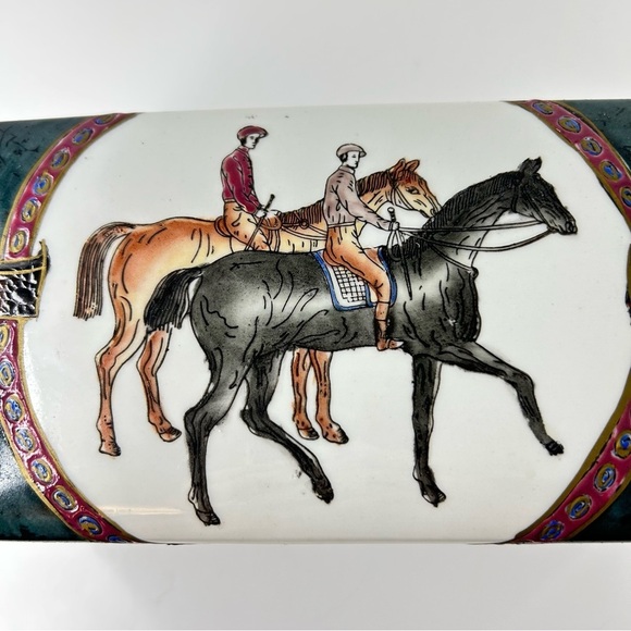 Vintage Heavy Rectangular Porcelain Ceramic  Trinket Box Equestrian Theme - Picture 9 of 9